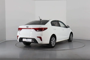 Седан Kia Rio 2020 года, Брянск