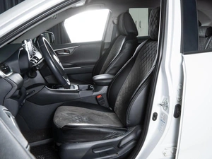 Внедорожник Toyota RAV4 2019 года, 2999000 рублей, Волгоград