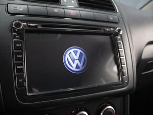 Седан Volkswagen Polo 2014 года, 860000 рублей, Омск