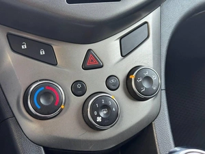 Седан Chevrolet Aveo 2012 года, 579000 рублей, Ижевск