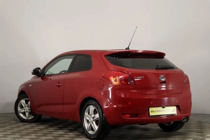 Хетчбэк Kia Ceed 2008 года, 689000 рублей, Пермь
