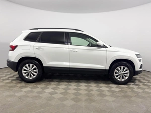 Внедорожник Skoda Karoq 2020 года, 2087100 рублей, Казань