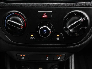 Седан Hyundai Solaris 2020 года, 1749000 рублей, Кирилловка