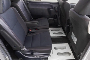 Минивэн Toyota Noah 2015 года, 1889000 рублей, Барнаул