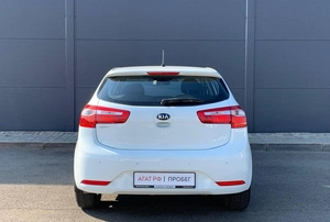 Хетчбэк Kia Rio 2014 года, 925000 рублей, Солонцы