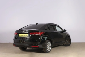 Седан Hyundai Solaris 2020 года, 1369000 рублей, Новосибирск