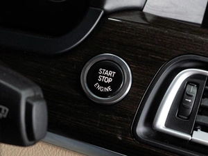 Седан BMW 7 серия 2011 года, 2149000 рублей, Тюмень
