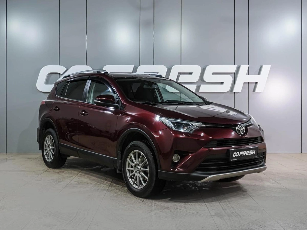 Внедорожник Toyota RAV4 2017 года, 2249000 рублей, Воронеж