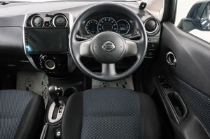 Хетчбэк Nissan Note 2013 года, 859000 рублей, Красноярск