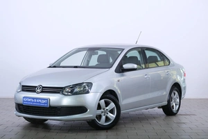Седан Volkswagen Polo 2012 года, 899000 рублей, Омск