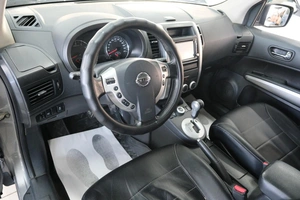 Внедорожник Nissan X-Trail 2013 года, 1319000 рублей, Омск