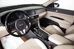 Седан Kia Optima 2017 года, 2049000 рублей, Пермь