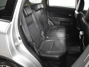 Внедорожник Mitsubishi Outlander 2016 года, 1797900 рублей, Казань