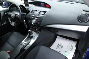 Хетчбэк Mazda 3 2011 года, 960000 рублей, Солонцы