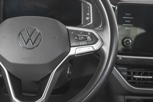 Лифтбек Volkswagen Polo 2021 года, 2049000 рублей, Кемерово