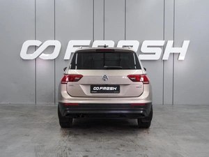 Внедорожник Volkswagen Tiguan 2017 года, 2120000 рублей, Воронеж