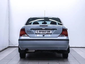 Седан Ford Focus 2004 года, 370000 рублей, Красноярск