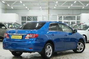 Седан Toyota Corolla 2011 года, 1099000 рублей, Омск