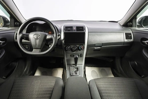 Седан Toyota Corolla 2012 года, 1689000 рублей, Новосибирск