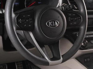 Минивэн Kia Carnival 2018 года, 2699000 рублей, Минеральные Воды