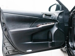 Седан Toyota Camry 2017 года, 1924000 рублей, Красноярск
