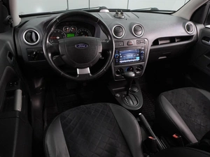 Хетчбэк Ford Fusion 2012 года, 899000 рублей, Воронеж