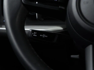 Внедорожник Porsche Cayenne 2024 года, 15497077 рублей, Москва