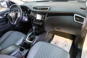 Внедорожник Nissan Qashqai 2017 года, 2199000 рублей, Омск