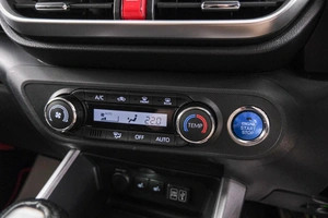 Внедорожник Toyota Raize 2019 года, 1629000 рублей, Красноярск