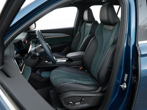 Внедорожник Geely Monjaro 2023 года, 3649999 рублей, Москва