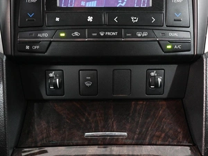 Седан Toyota Camry 2016 года, 1810000 рублей, Ростов-на-Дону
