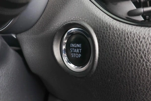 Внедорожник Toyota C-HR 2018 года, 1949000 рублей, Пермь