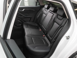 Лифтбек FAW Bestune B70 2024 года, 2399000 рублей, Тюмень