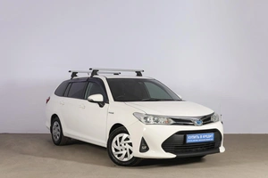 Универсал Toyota Corolla Fielder 2018 года, 1529000 рублей, Новосибирск