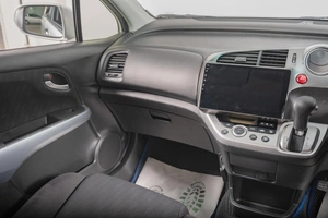 Минивэн Honda Stream 2013 года, 1299000 рублей, Томск