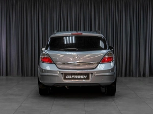 Хетчбэк Opel Astra 2011 года, 469000 рублей, Тюмень