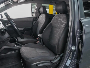 Седан Kia Rio 2017 года, 1379000 рублей, Сургут