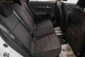 Седан Kia Rio 2017 года, 1119000 рублей, Барнаул