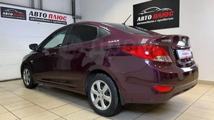 Хетчбэк Hyundai Solaris 2013 года, 948000 рублей, Красноярск