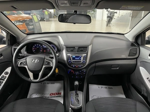 Седан Hyundai Solaris 2014 года, 897000 рублей, Солонцы