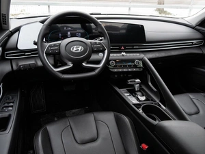 Седан Hyundai Elantra 2024 года, 2530000 рублей, Краснодар