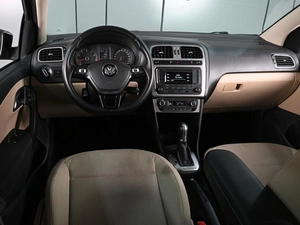 Седан Volkswagen Polo 2016 года, 1090000 рублей, Аксай