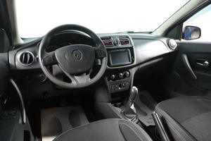 Седан Renault Logan 2016 года, 859000 рублей, Новосибирск
