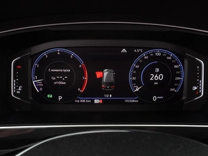 Внедорожник Volkswagen Tiguan 2018 года, 2334000 рублей, Воронеж