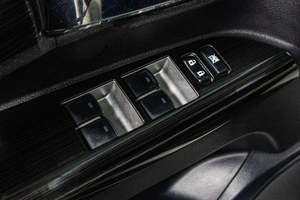 Внедорожник Toyota Land Cruiser 2013 года, 3489000 рублей, Сургут