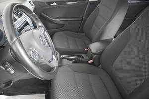 Седан Volkswagen Jetta 2012 года, 999000 рублей, Кемерово