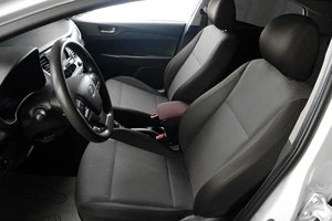 Седан Hyundai Solaris 2017 года, 929000 рублей, Тюмень