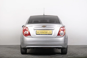 Седан Chevrolet Aveo 2013 года, 999000 рублей, Томск