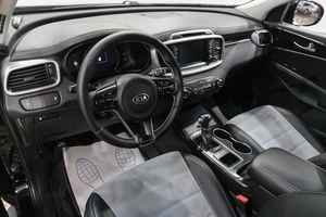 Внедорожник Kia Sorento 2017 года, 2479000 рублей, Новокузнецк