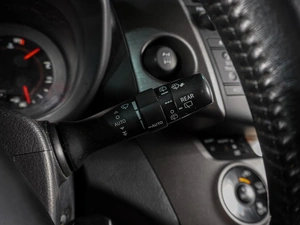 Внедорожник Toyota RAV4 2011 года, 1379000 рублей, Воронеж